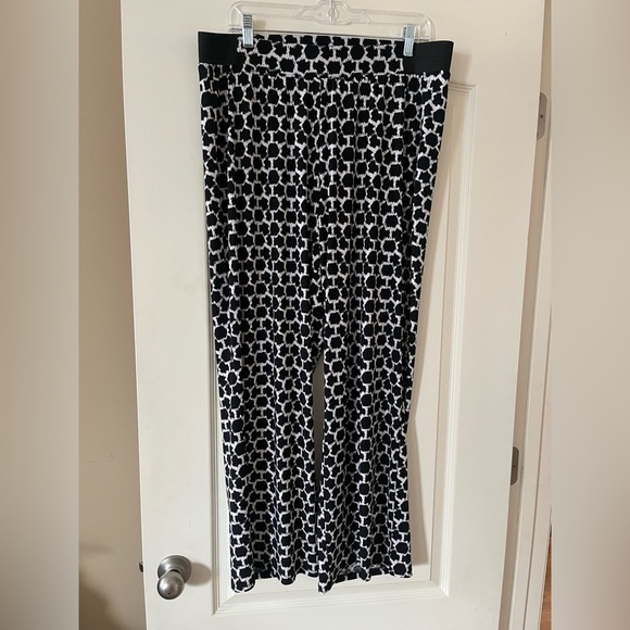 Jones Studio Stylish Black and White Patterned Women's Pants Size 1X - Picture 8 of 14